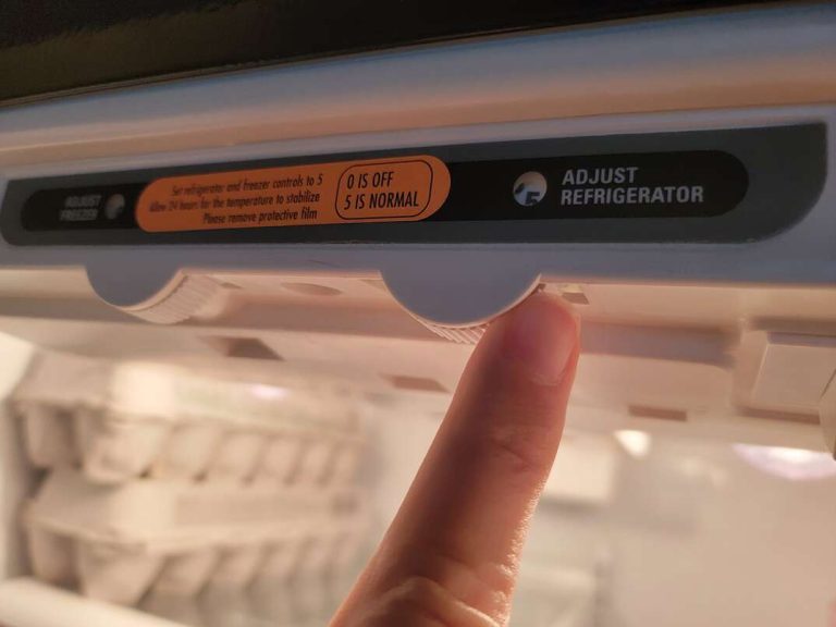 Freezer Too Cold on Lowest Setting   : Troubleshooting Tips to Regulate Temperature