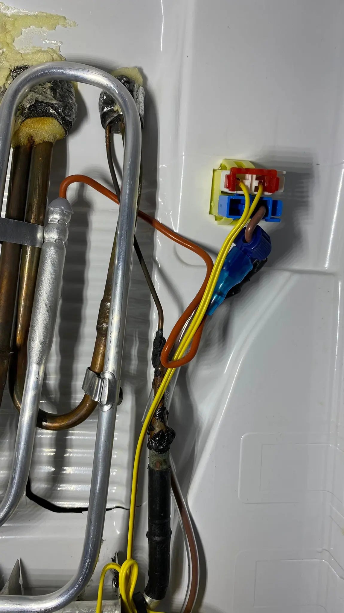 Say Goodbye to Ge Bottom Freezer Ice Build Up 5 Easy Fixes! Freezers Metro