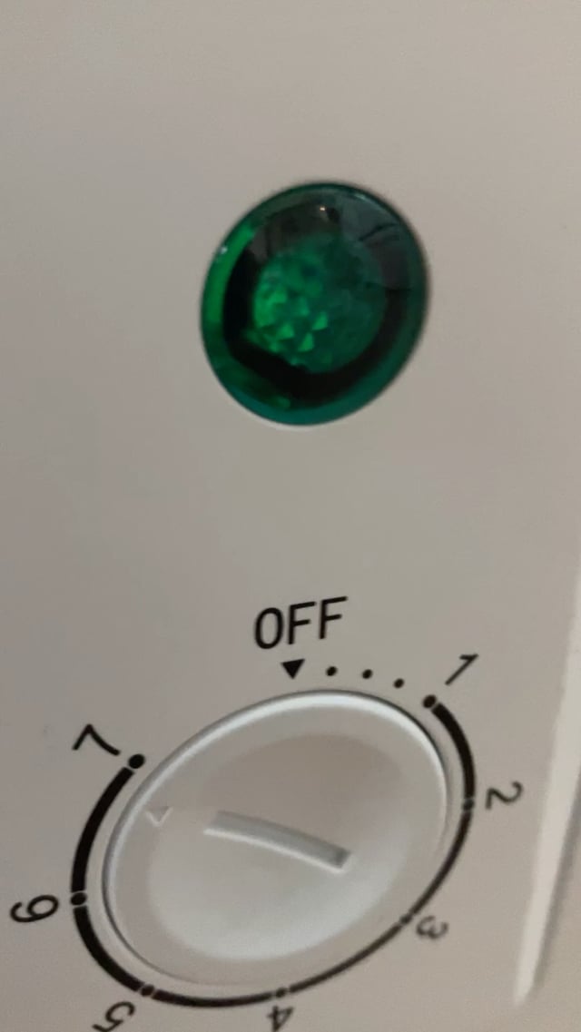Hotpoint Chest Freezer Power Light Not On: Troubleshooting Tips
